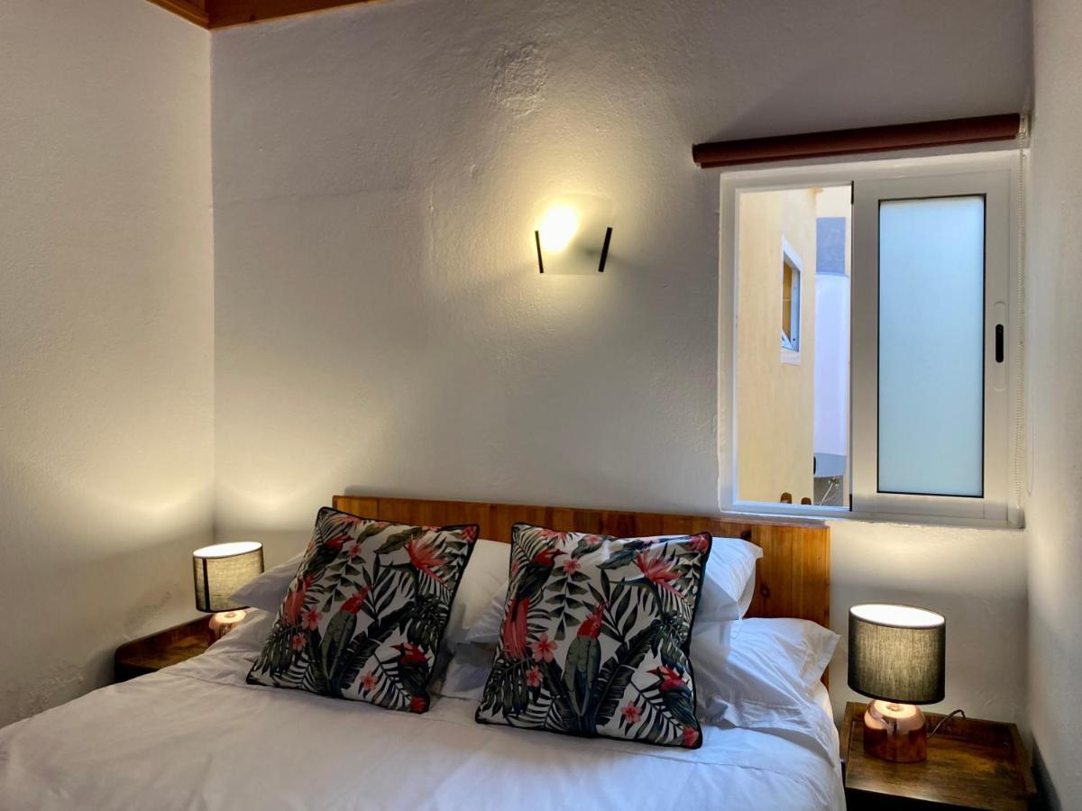 Casinhas Villa Praia do Almoxarife ภายนอก รูปภาพ