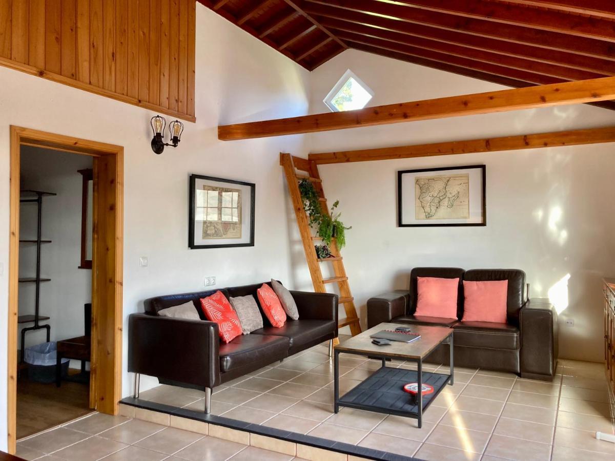 Casinhas Villa Praia do Almoxarife ภายนอก รูปภาพ